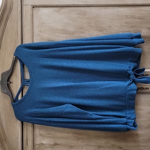 Light-weight Teal-ish sweater